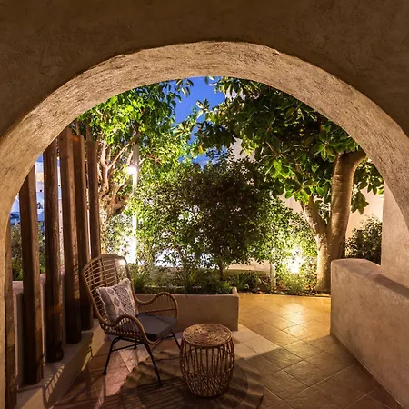 The Artemis Agia Anna (Naxos)