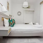 Hotel The Artemis